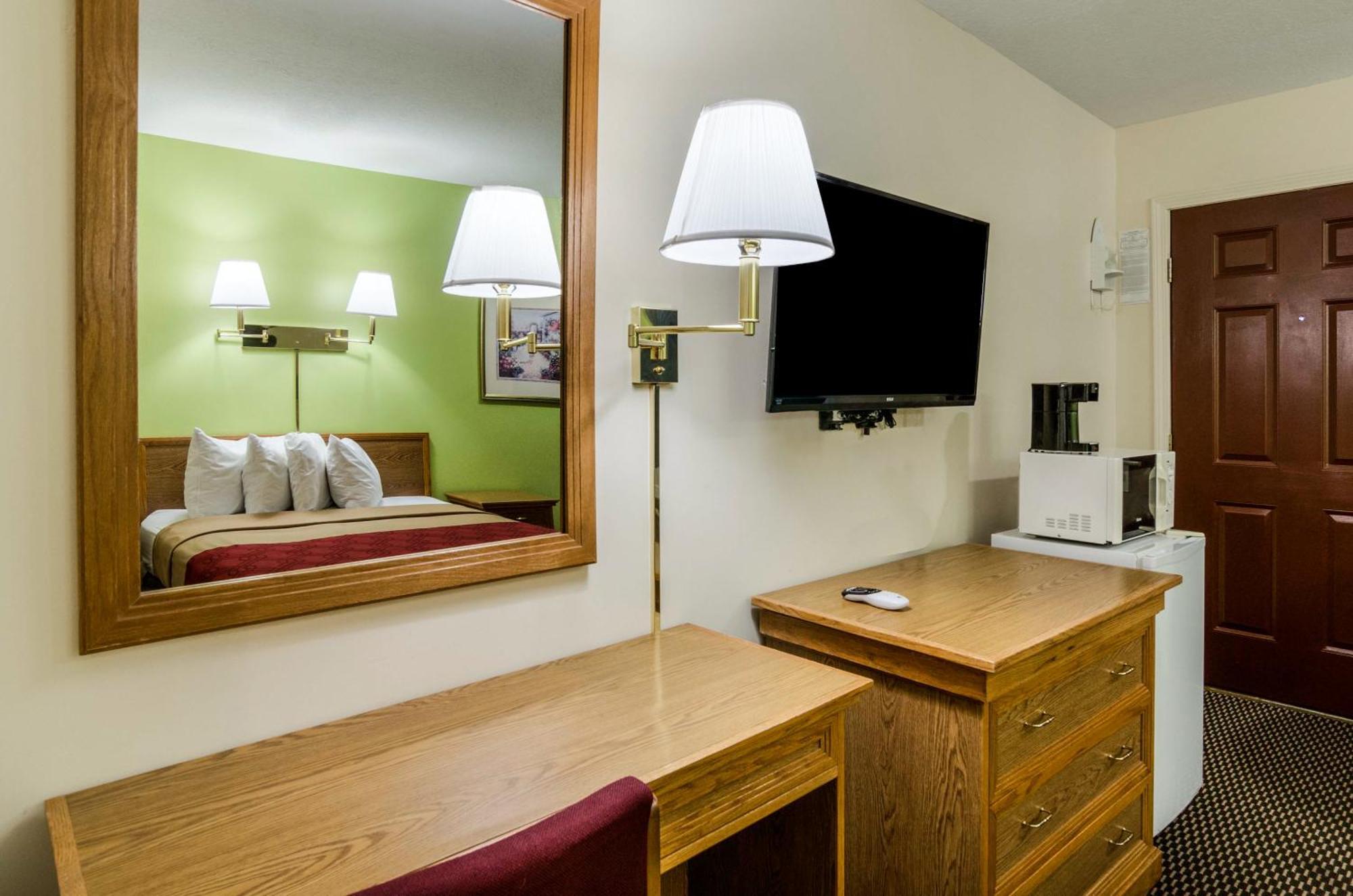 Econo Lodge University Lawrence Zewnętrze zdjęcie