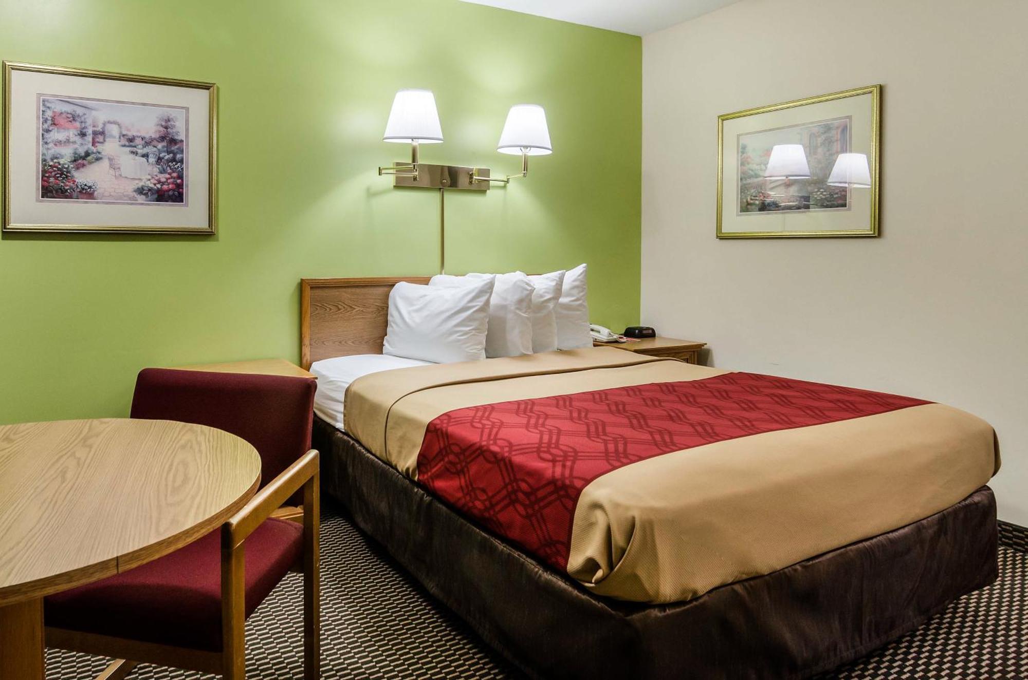 Econo Lodge University Lawrence Zewnętrze zdjęcie